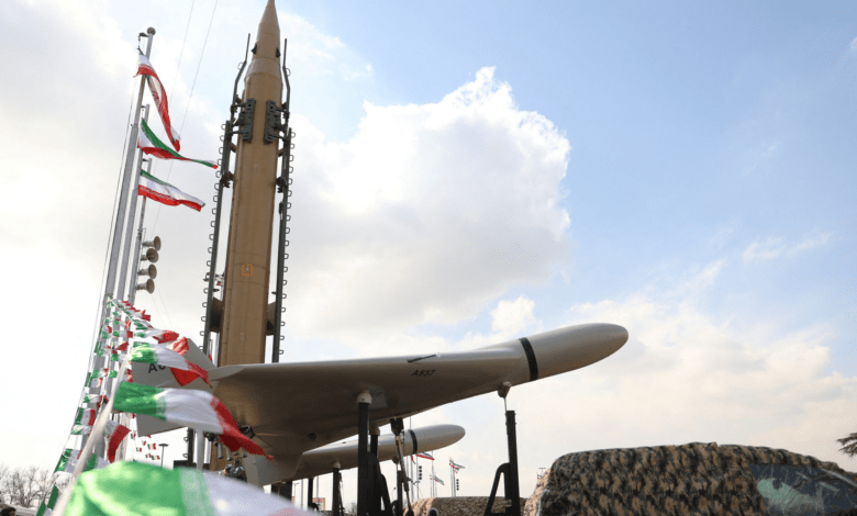 إيران تقصف بالصواريخ الباليستية