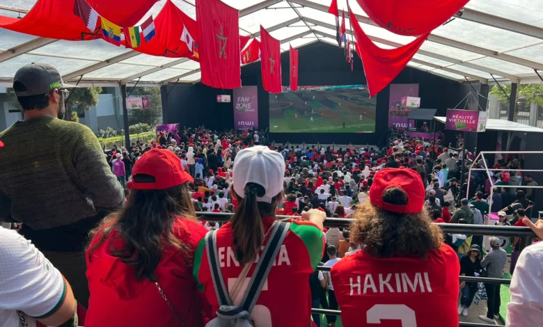 شاشات عملاقة بالمدن الكبرى لمتابعة مباريات المنتخب الوطني المغربي