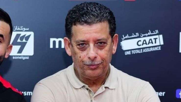 المدير الرياضي لنادي إتحاد العاصمة الجزائري توفيق قريشي