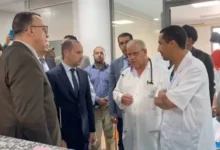 وزير الصحة يعفي المديرة الجهوية والمندوب الإقليمي ومدير مستشفى أكادير ويحيل ملفات الوفيات على النيابة العامة
