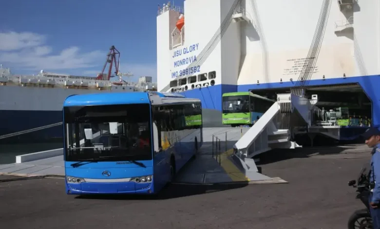 إستلام 257 حافلة جديدة بميناء الدار البيضاء