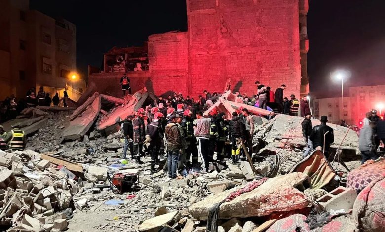 انهيار بنايتين بفاس