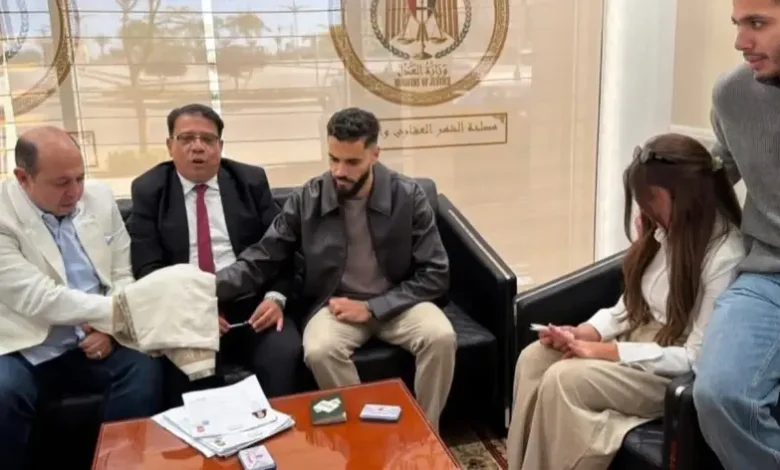 بنتايك يحتفل بعقد قرانه على نجلة مسؤول بنادي الزمالك