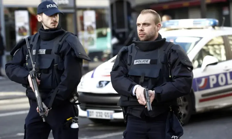 حرب مافيا المخدرات تنهي حياة شاب مغربي داخل سيارته في فرنسا