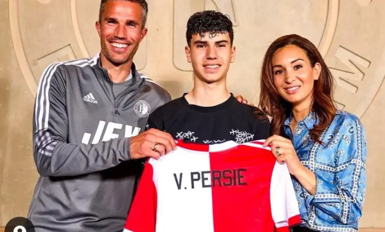 نجل الهداف الهولندي فان بيرسي