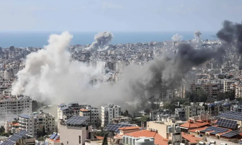 الجيش الإسرائيلي يعلن تنفيذ أكبر عملية قصف على لبنان منذ بداية الحرب
