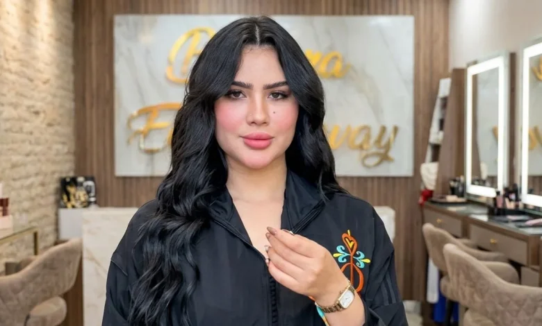مصممة الأزياء بشرى المرزوقي